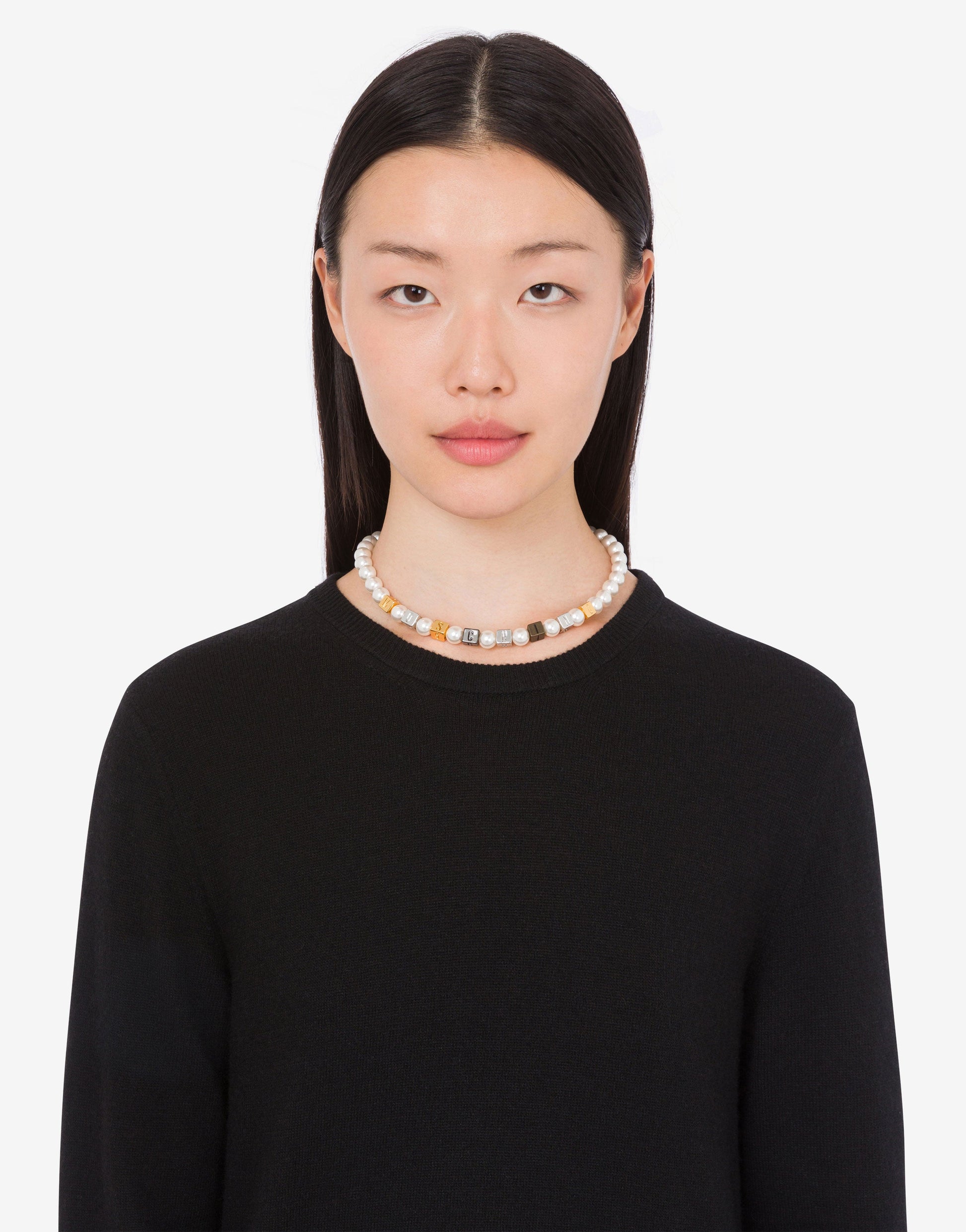 Collana girocollo con perle