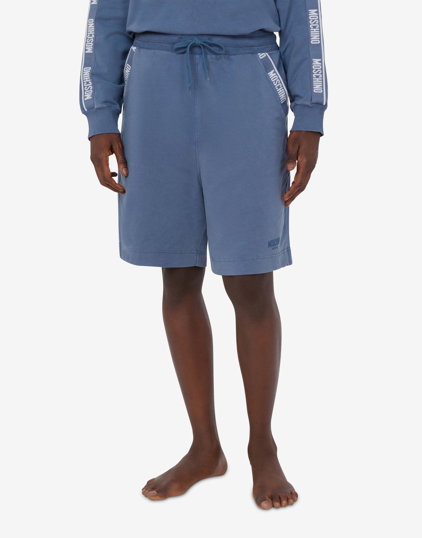 Shorts in cotone tinto in capo