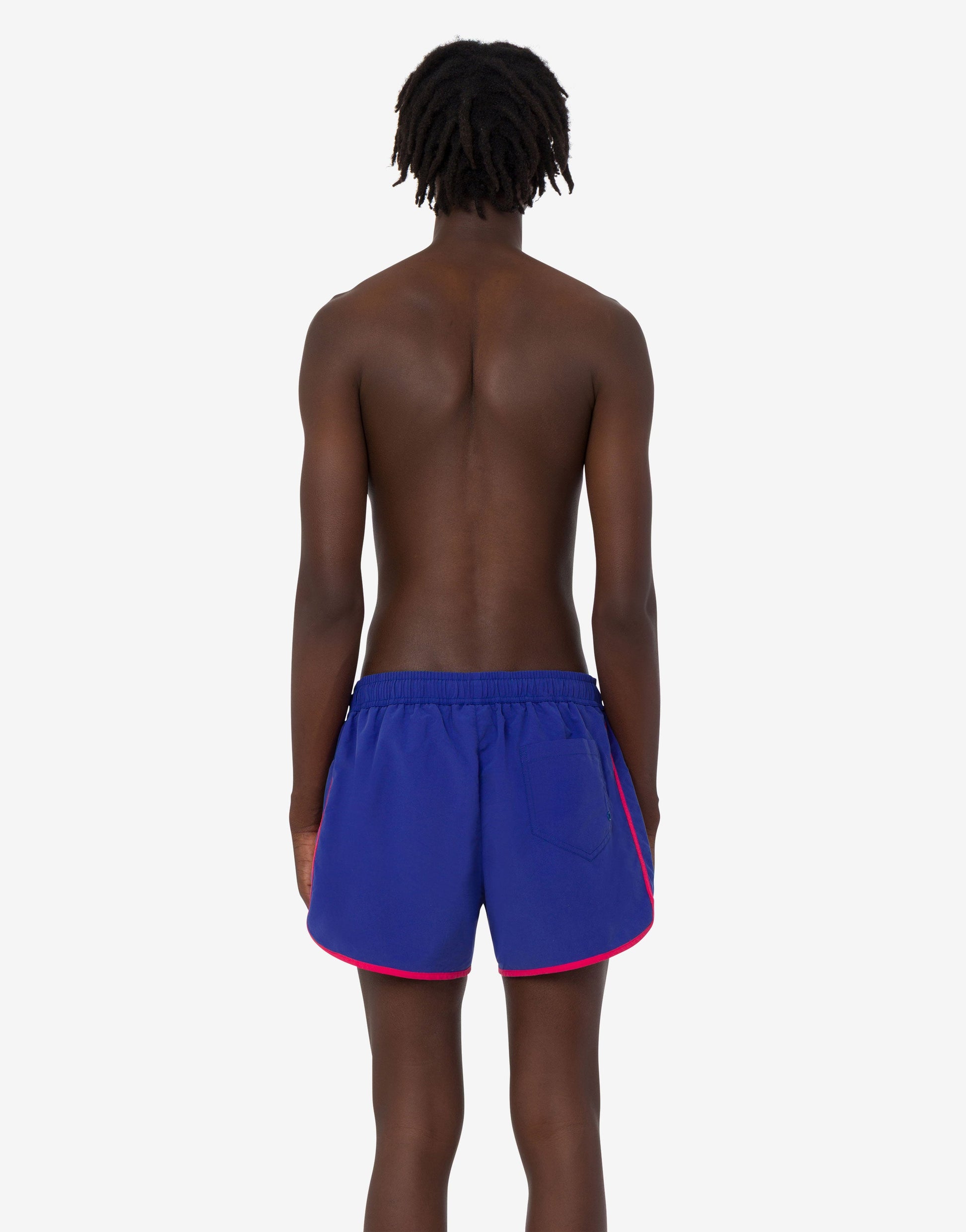 Boxer mare in nylon
