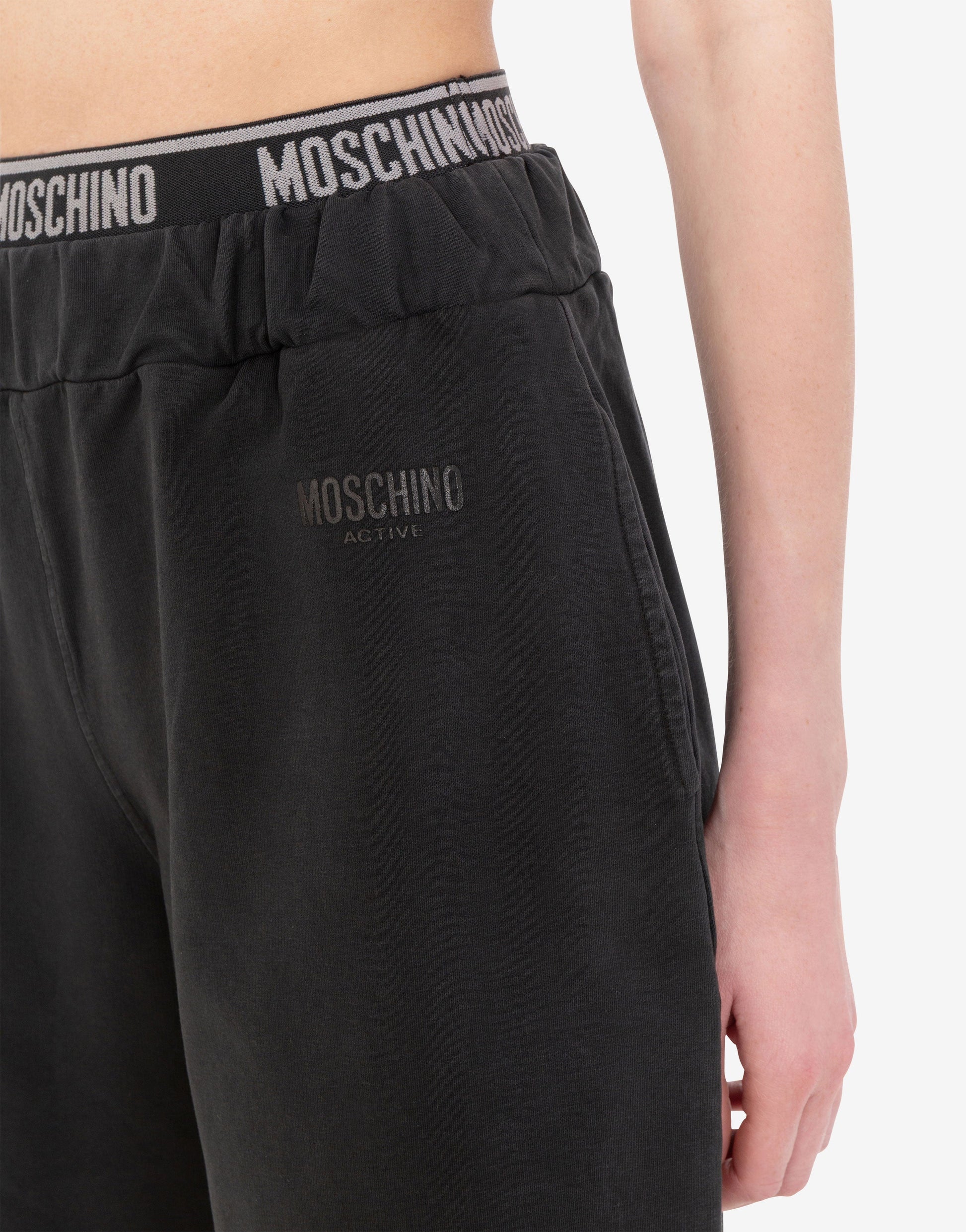Shorts in felpa di cotone tinto in capo
