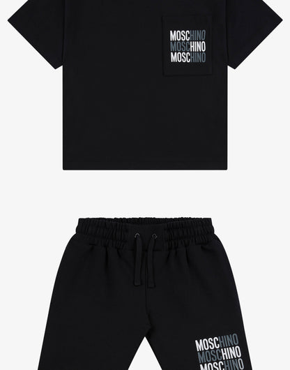 Completo maxi t-shirt e short stampati