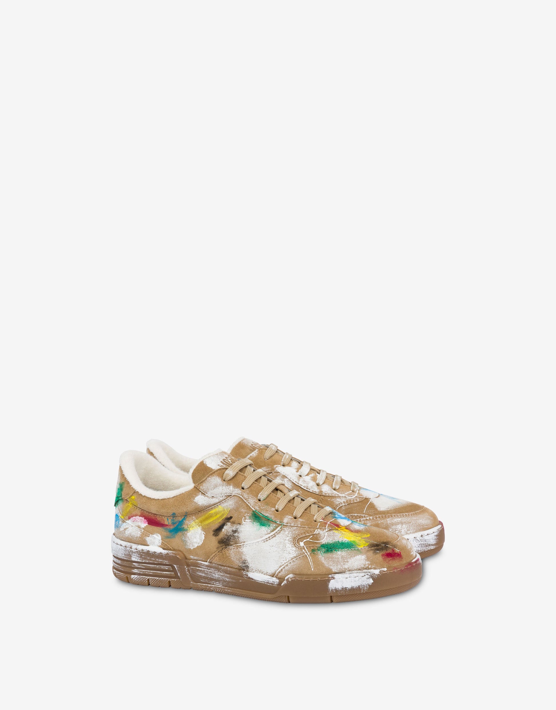 Sneakers in suede