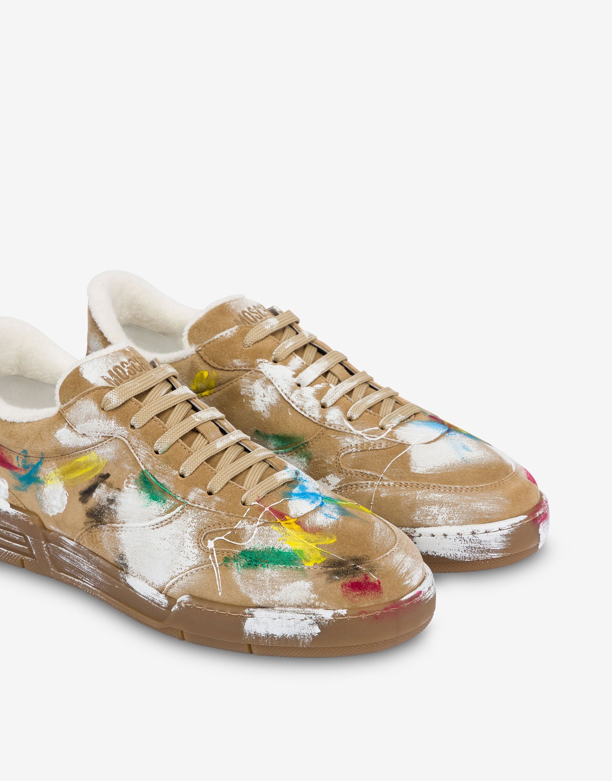 Sneakers in suede