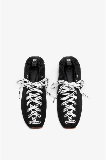 Sporty Ballerina in Black