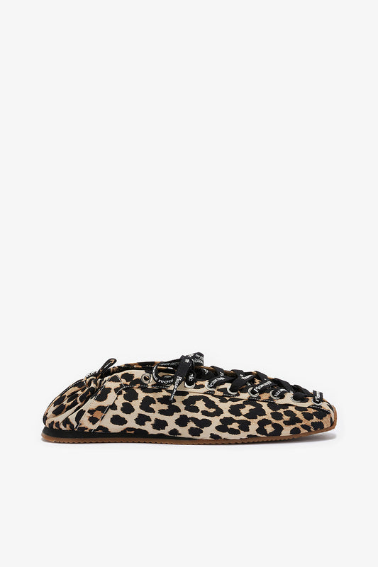 Sporty Ballerina in Leopard