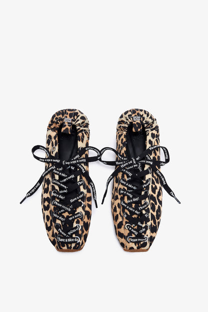 Sporty Ballerina in Leopard