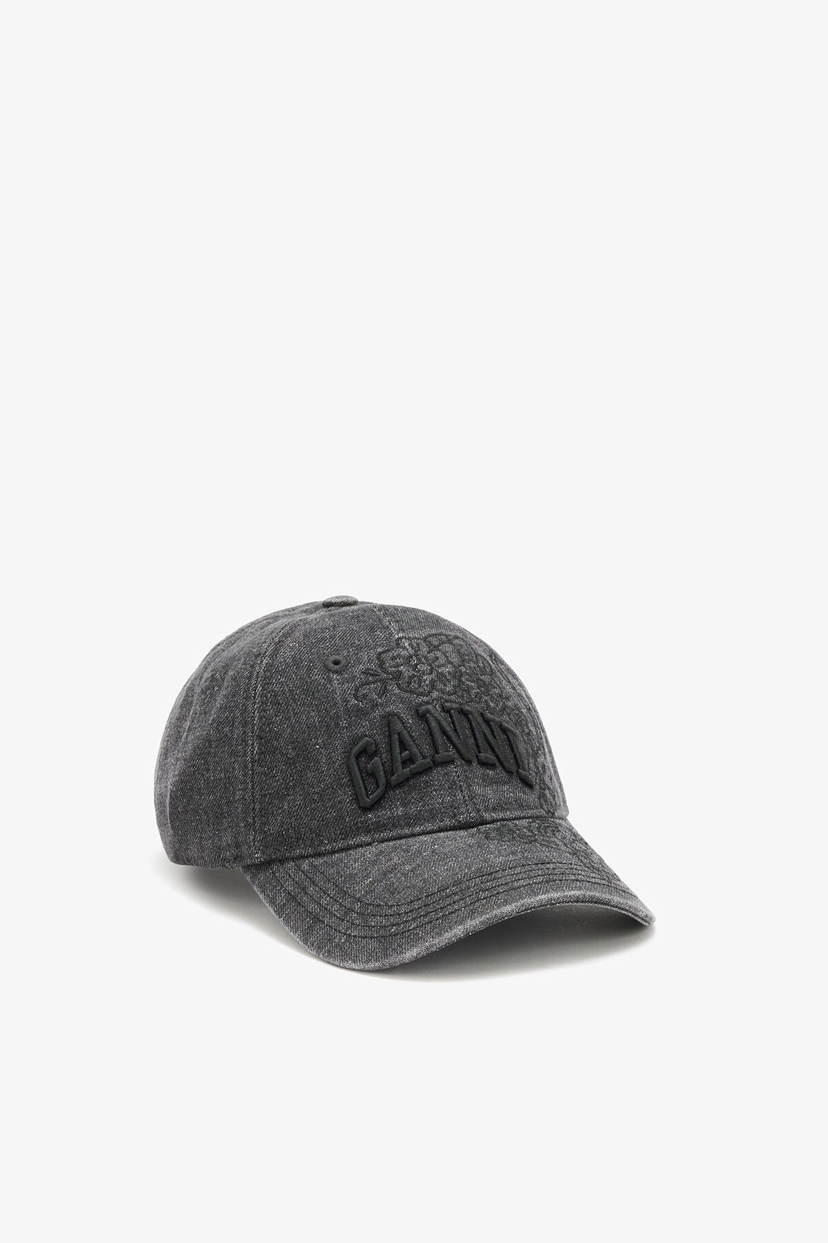 Cap in Embroidered Denim