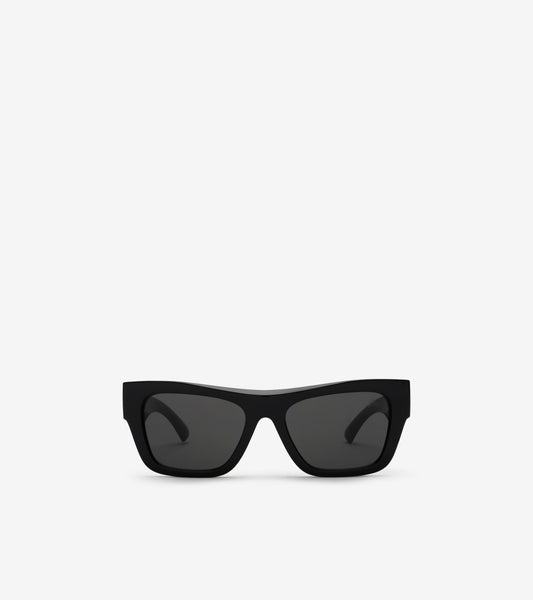 Heritage Square Sunglasses in Black