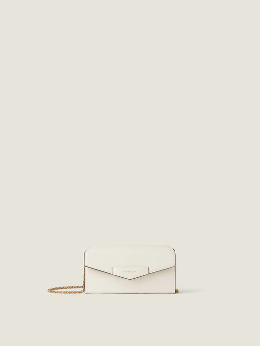 Antigona wallet on chain in Box leather