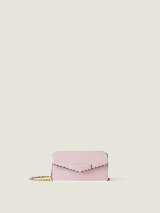 Antigona wallet on chain in Box leather