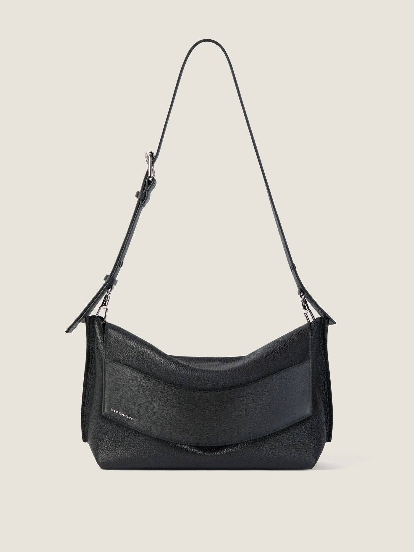 Fold bag in grained leather