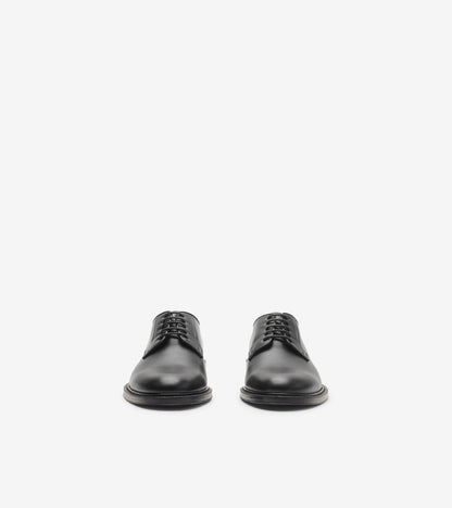 Leather Manor Derby Shoes in Black