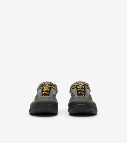 Check and Mesh Discover Sneakers in Thicket green