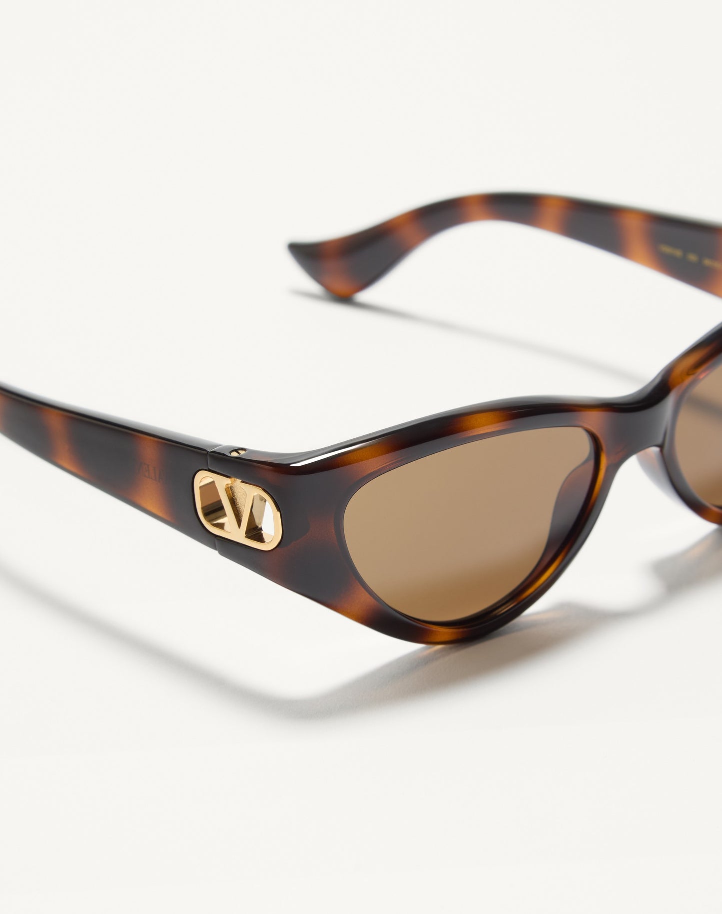 Cat-eye Acetate Glasses