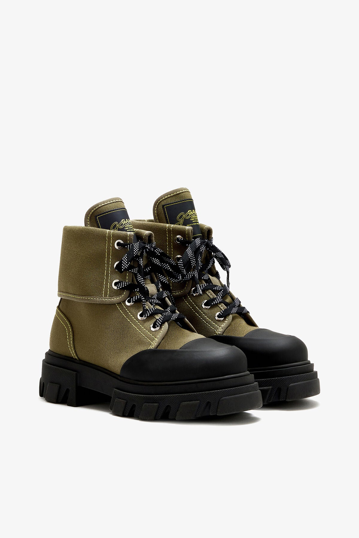 Trail Boots in Green Canvas