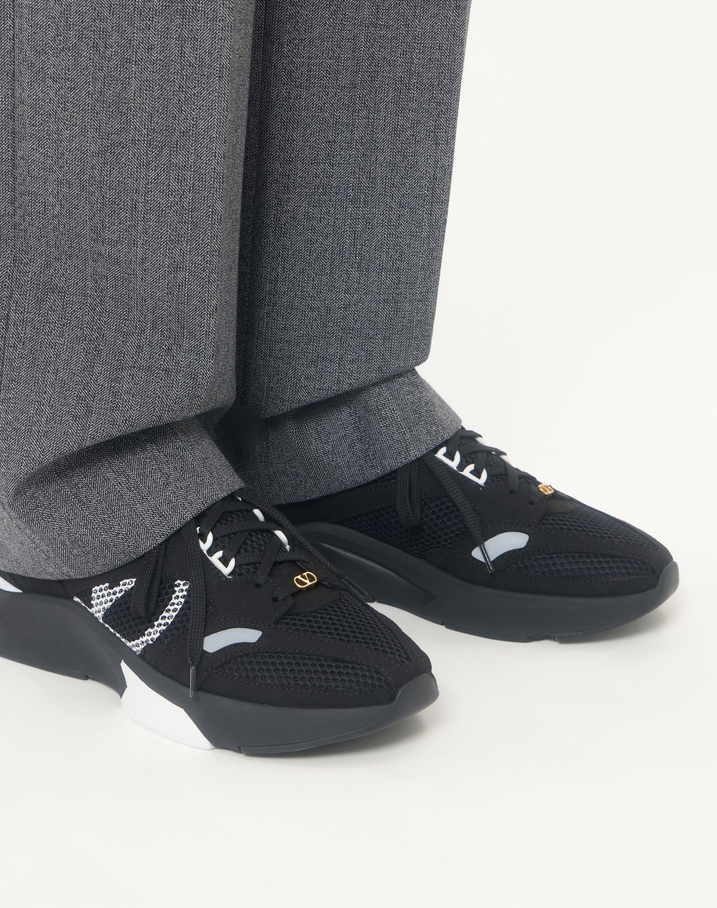 Demivee Trainer In Mesh Fabric With Suede Inserts
