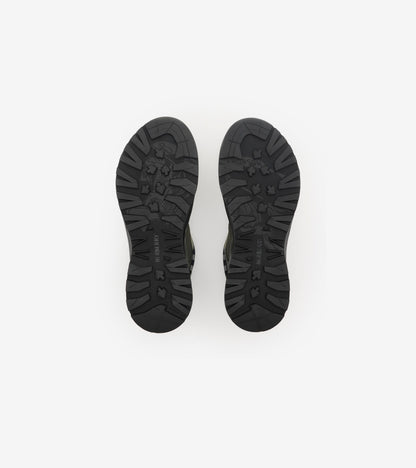 Check and Mesh Discover Sneakers in Thicket green
