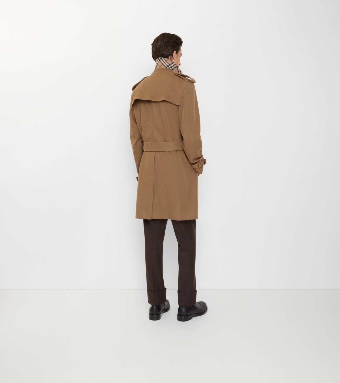 Mid-length Cashmere Hastings Trench Coat in Camel beige