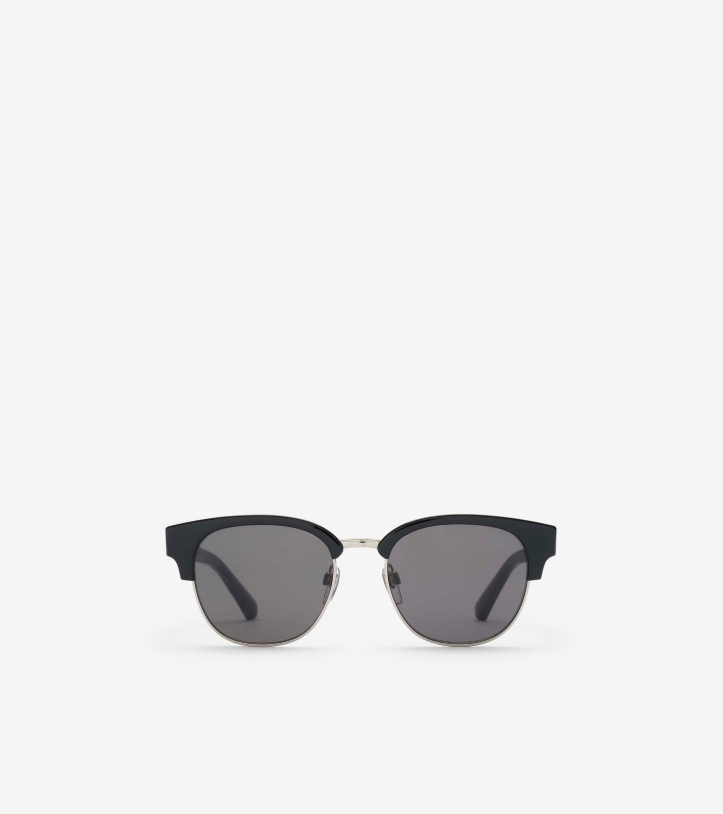 Classic Round Sunglasses in Black