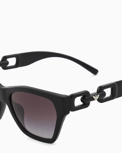 Women’s cat-eye sunglasses