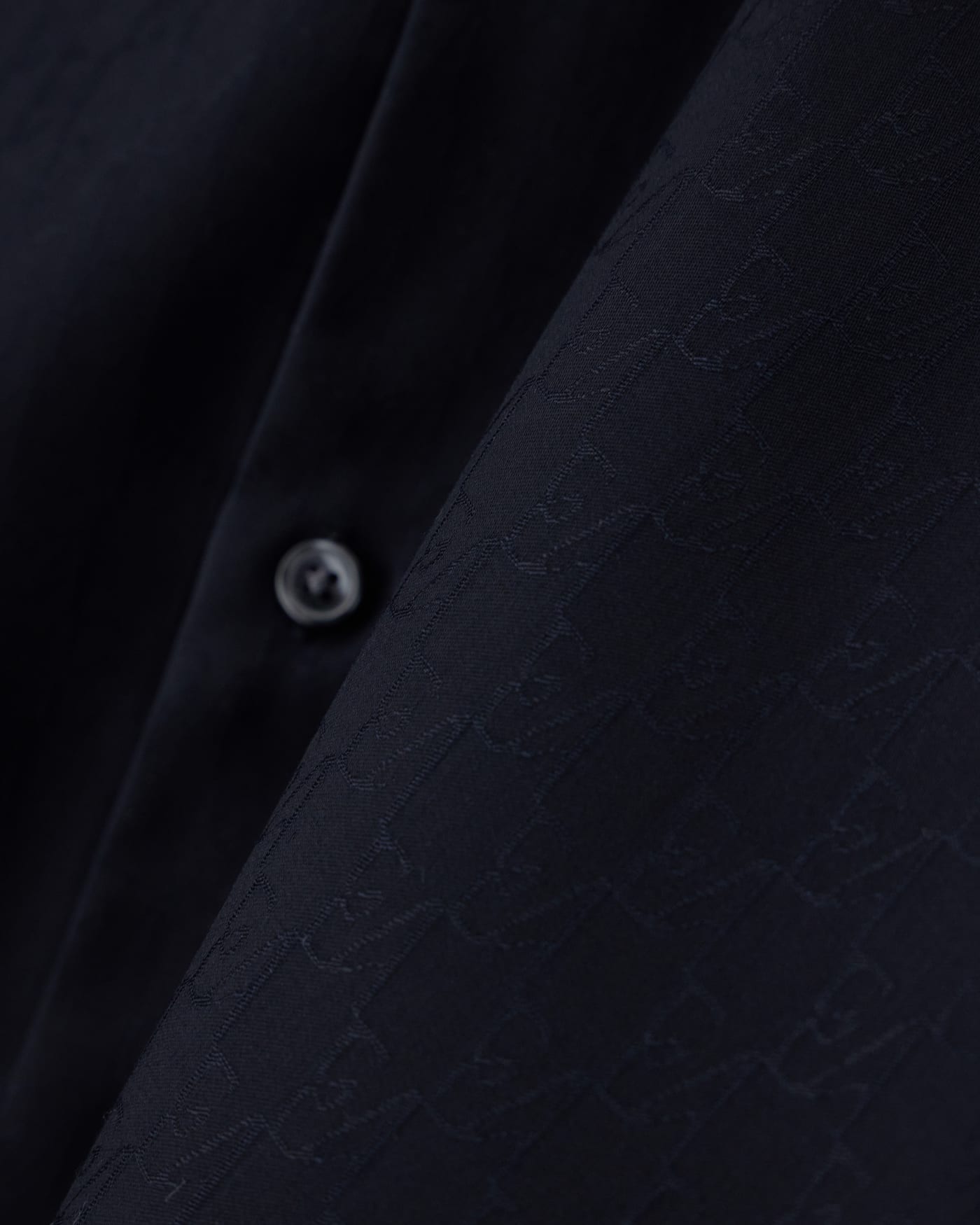Shirt in lyocell jacquard with a regular fit