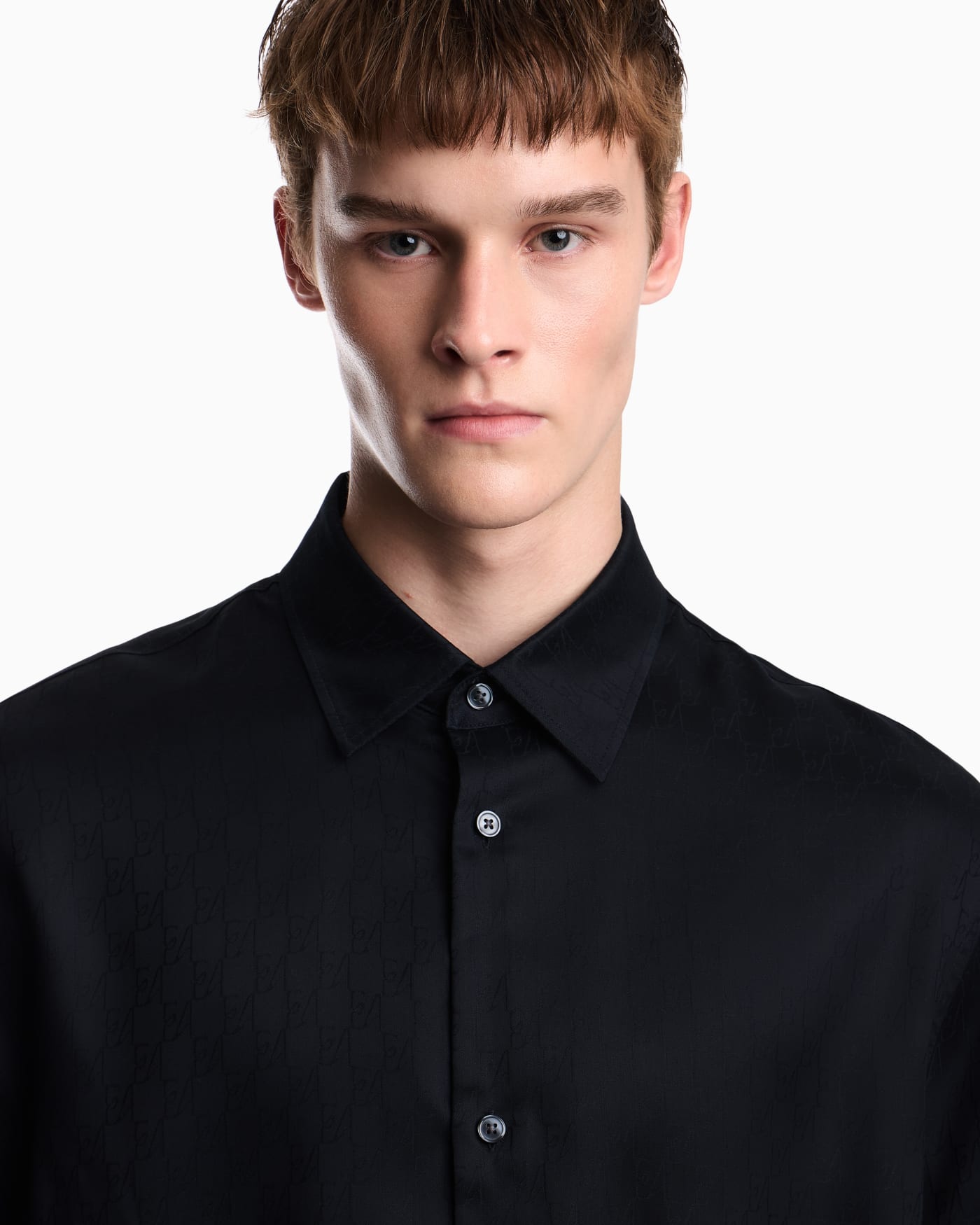Shirt in lyocell jacquard with a regular fit