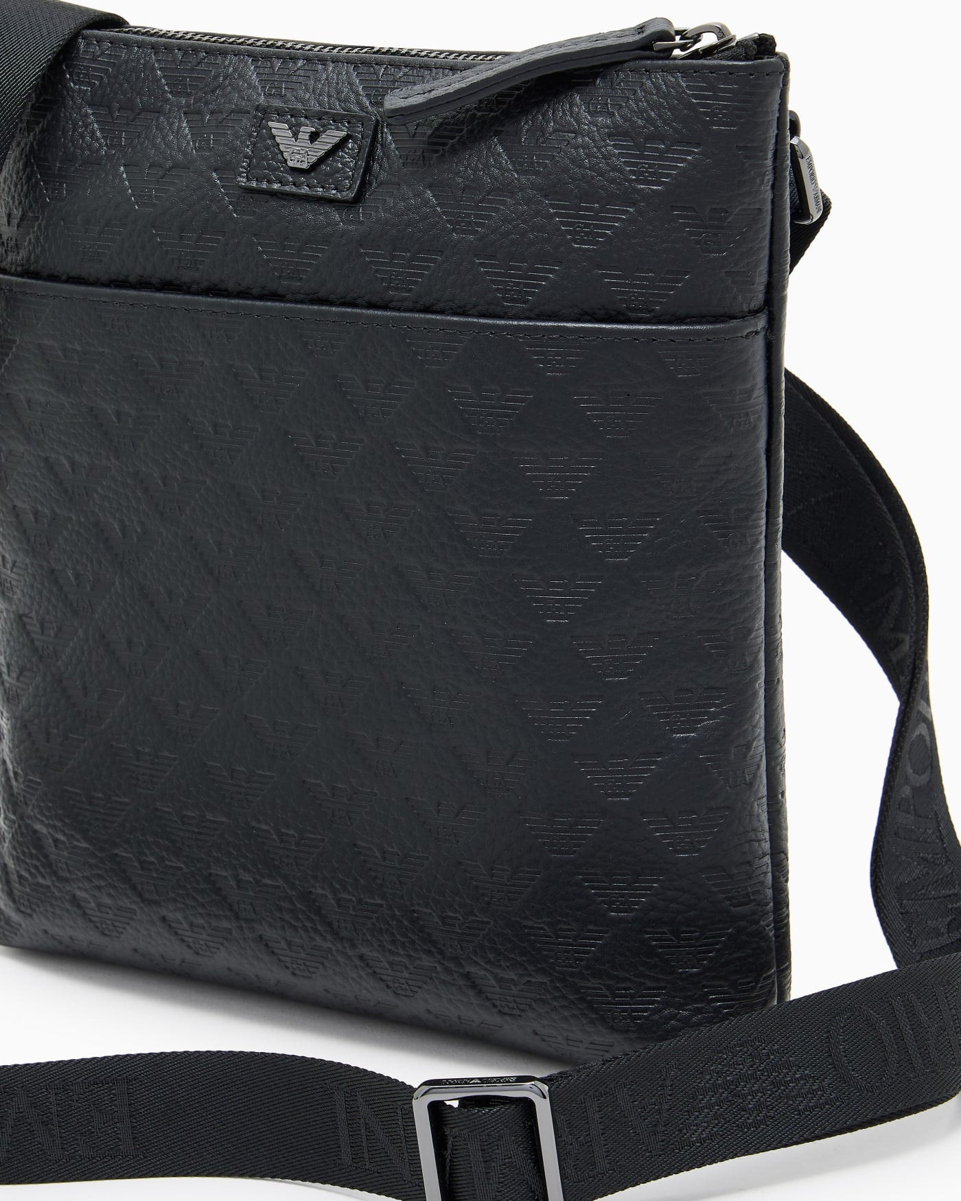 Slim leather shoulder bag man