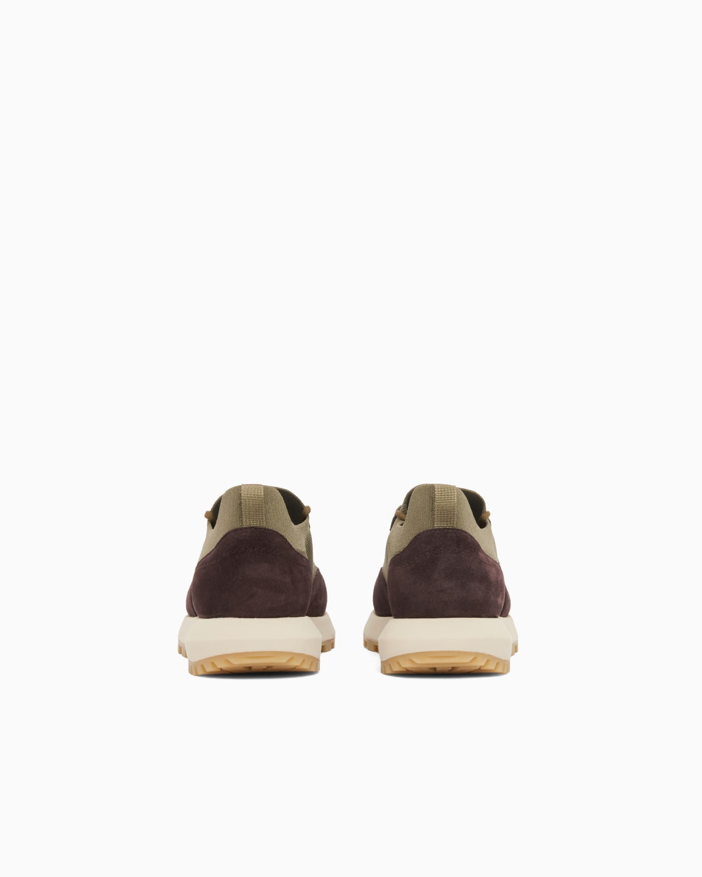 Low-top sneakers in suede and mesh with a rubber sole