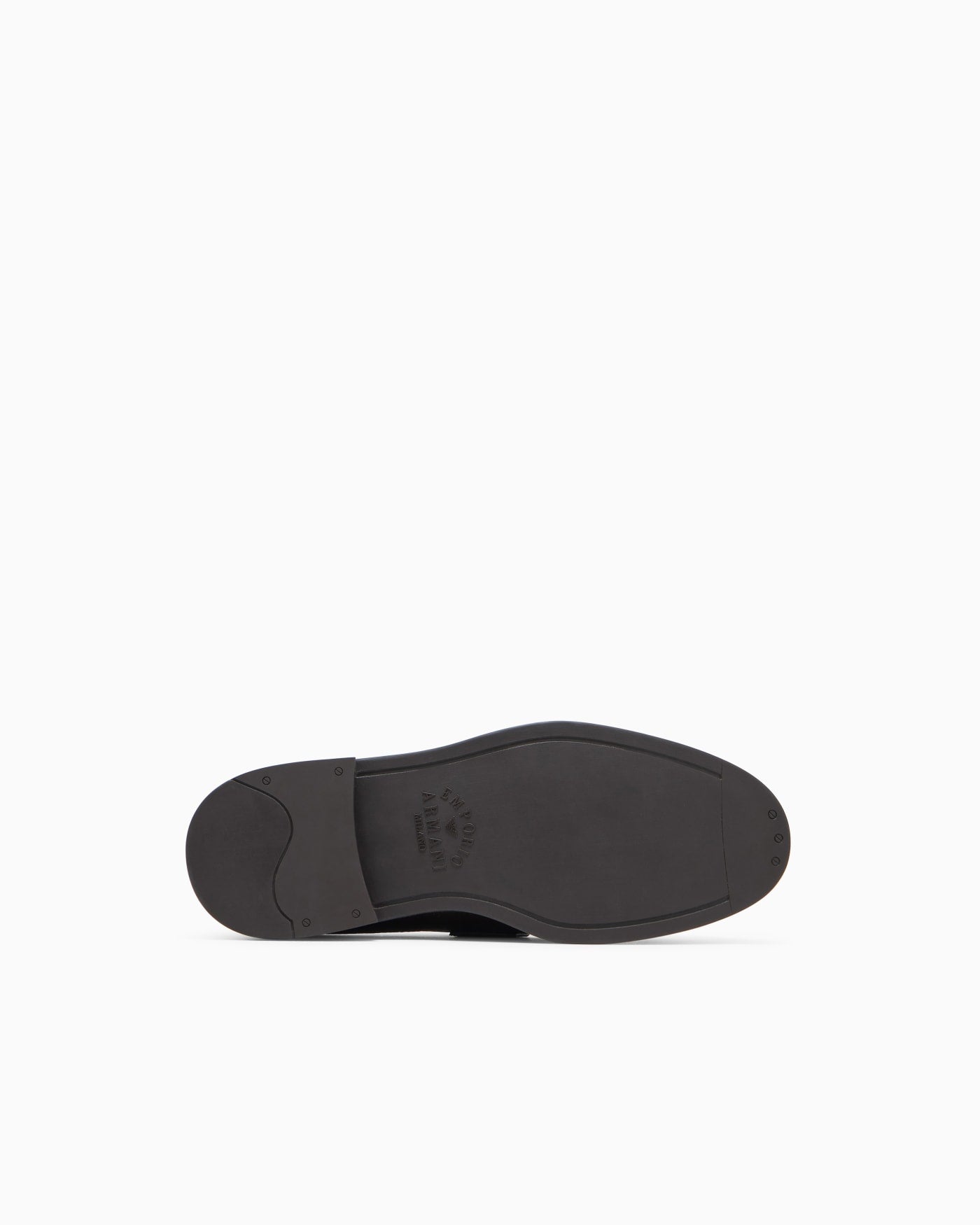 Slip-on loafer in pebbled leather with smooth inserts