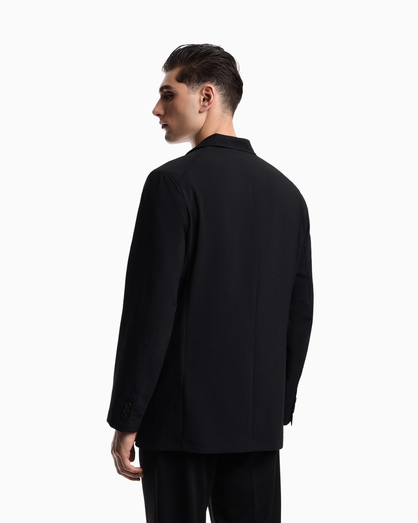 Single-breasted jacket in technical seersucker fabric