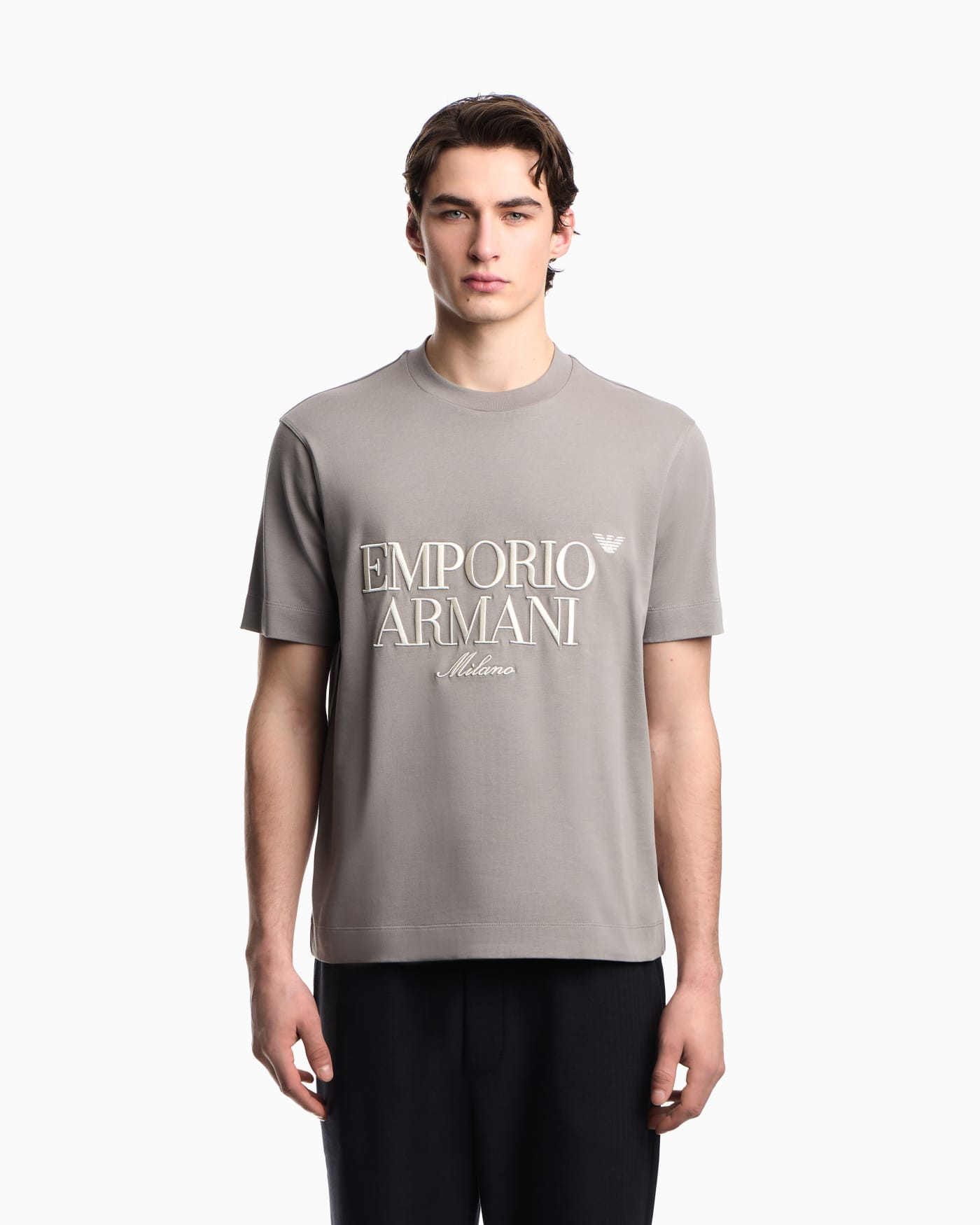 Heavy jersey T-shirt with embossed logo embroidery