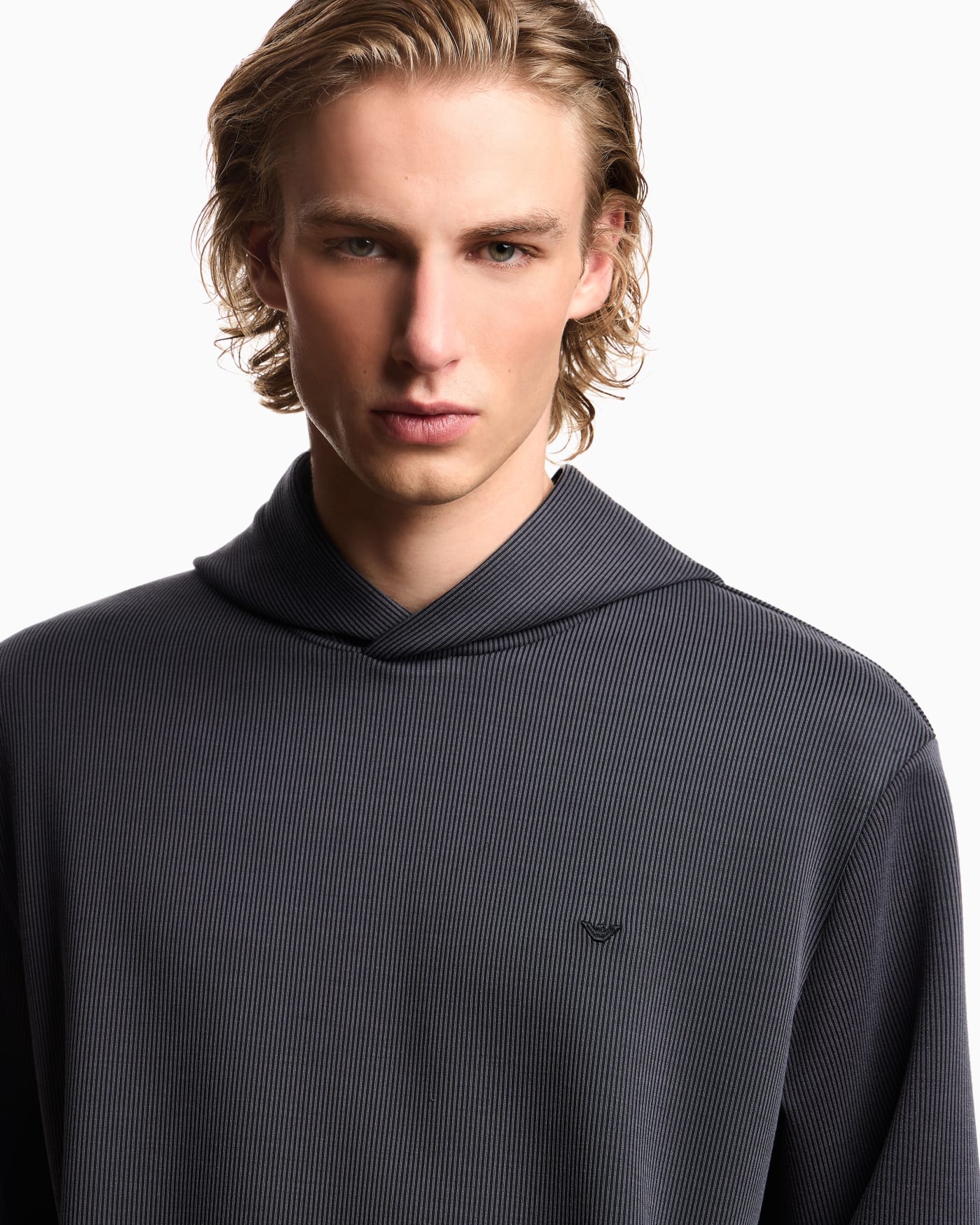Hooded sweatshirt in plated-effect canneté