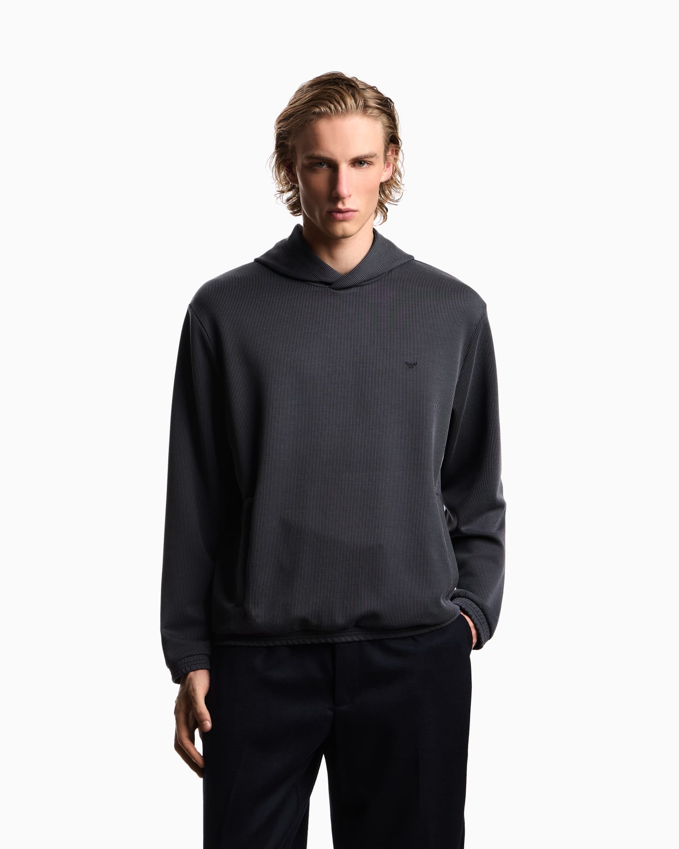 Hooded sweatshirt in plated-effect canneté