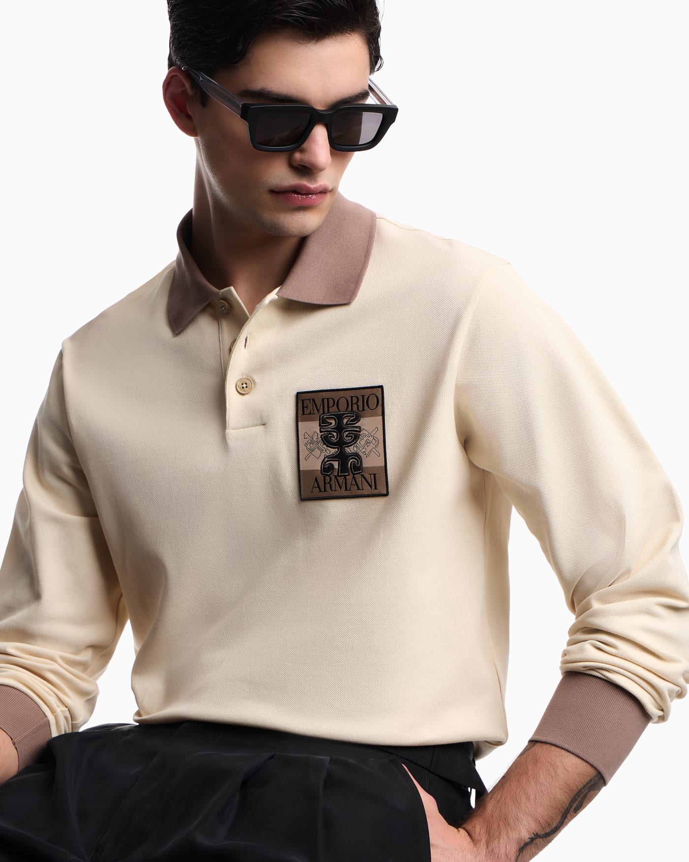 Piqué polo shirt with patch and tribal print