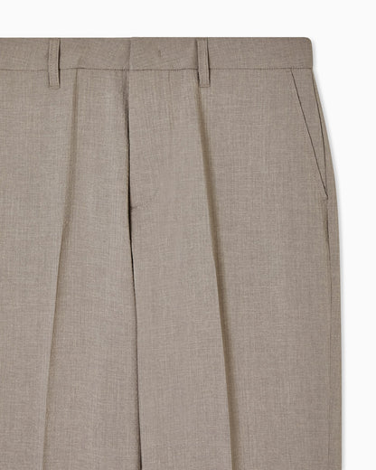 Pleated technical seersucker fabric trousers