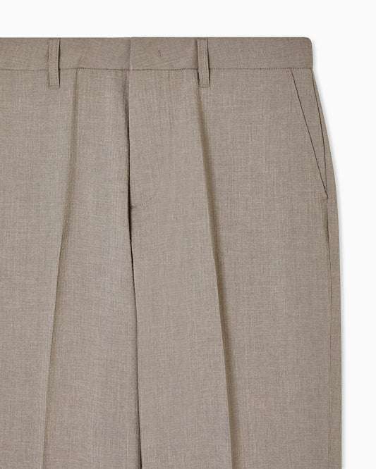Pleated technical seersucker fabric trousers