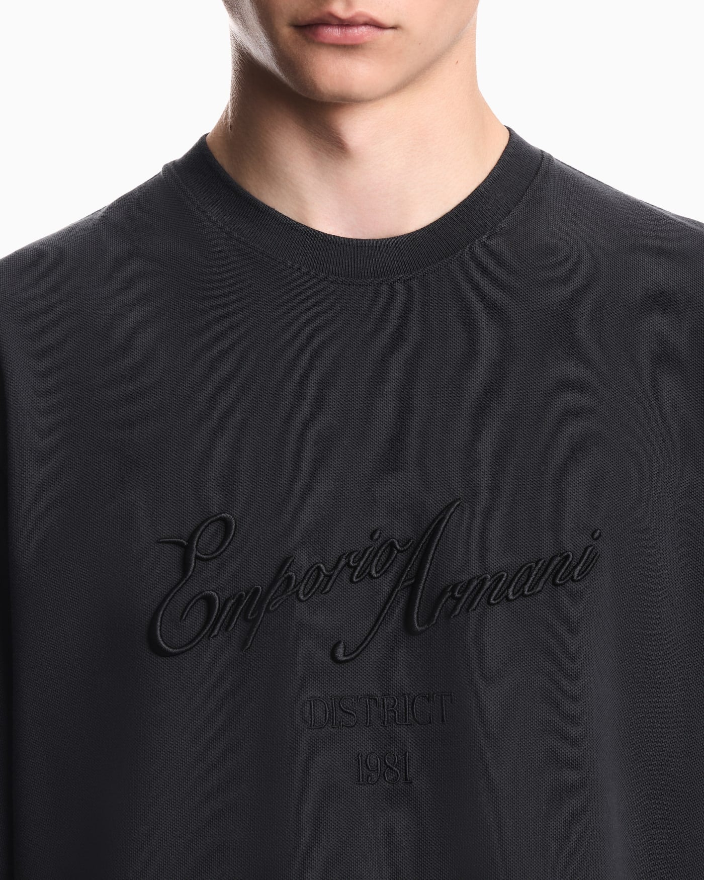 Piqué jersey T-shirt with embroidered raised logo