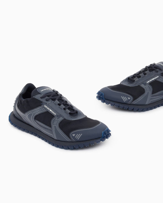 Sneakers in ripstop and mesh with textured rubber sole