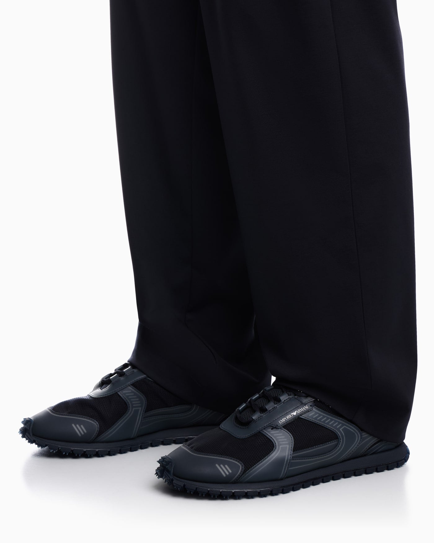 Sneakers in ripstop and mesh with textured rubber sole