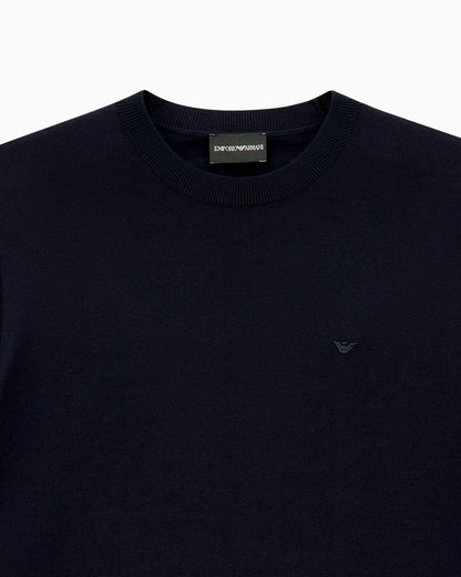 Travel Essential smooth wool sweater