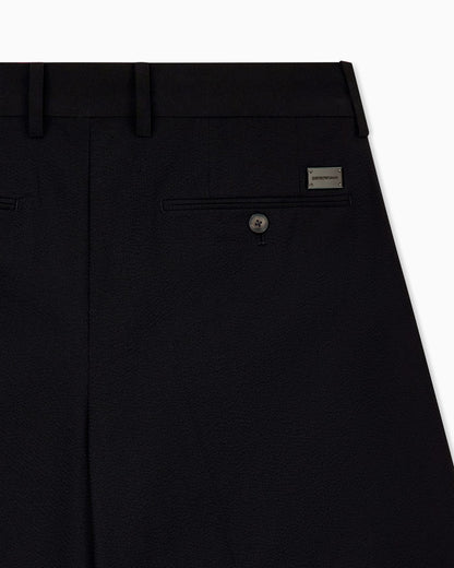 Bermuda shorts in seersucker with down and feather padding