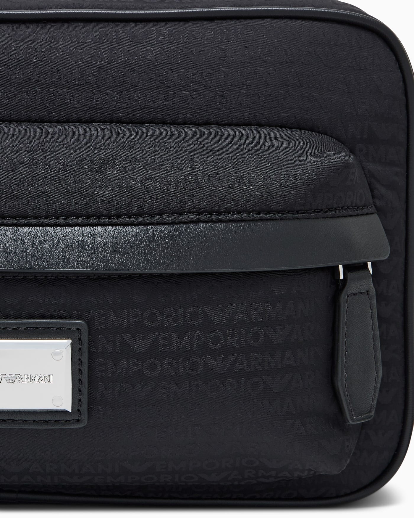 Crossbody messenger bag with zip and adjustable strap