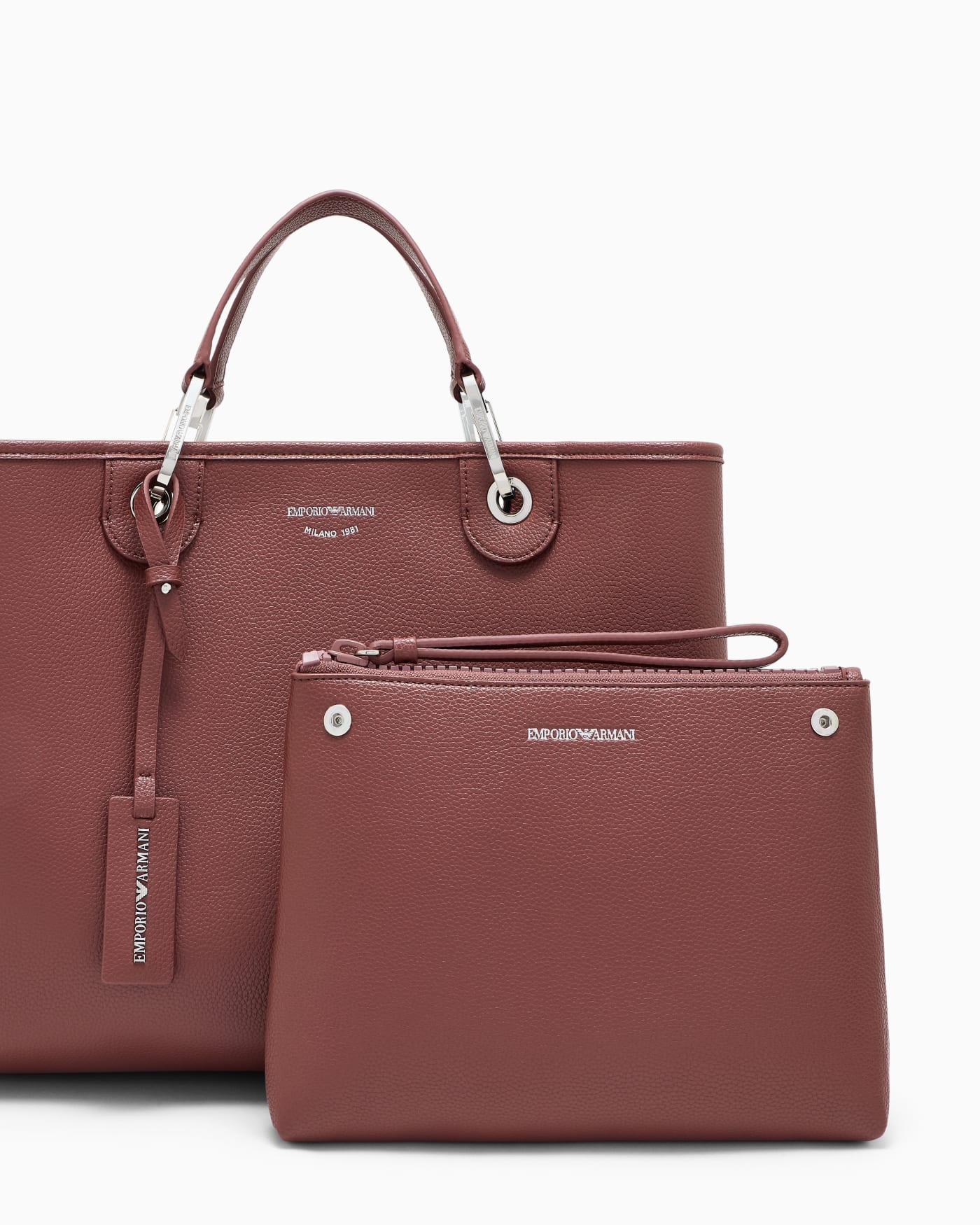 Shopping bag with a pebbled texture and dual top handles