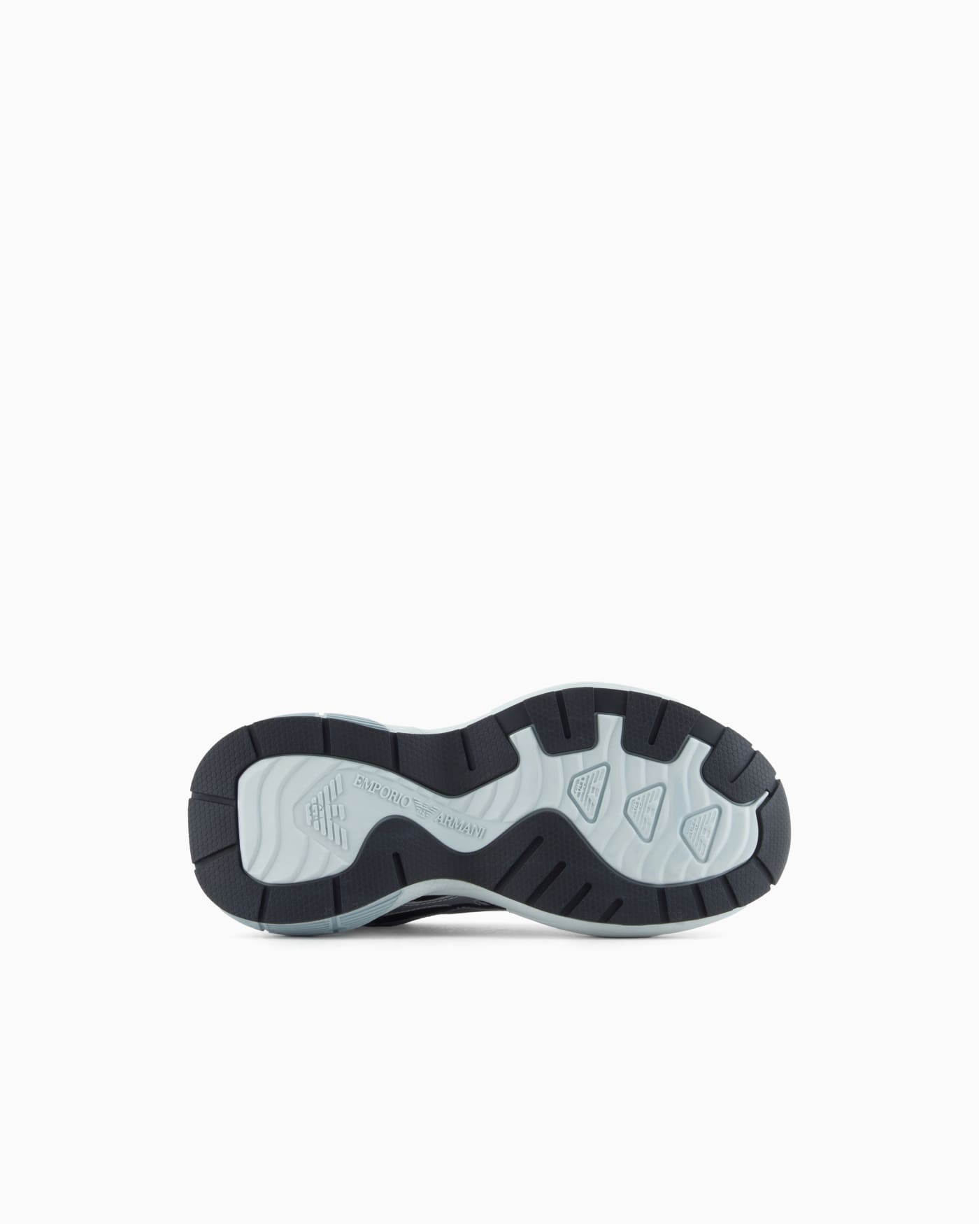 Mesh sneakers with laminated details and signature logo