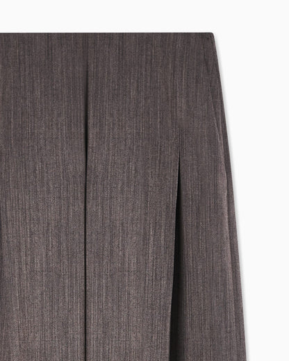 Light wool trousers with side crease