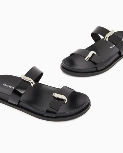 Shiny polished leather sandals