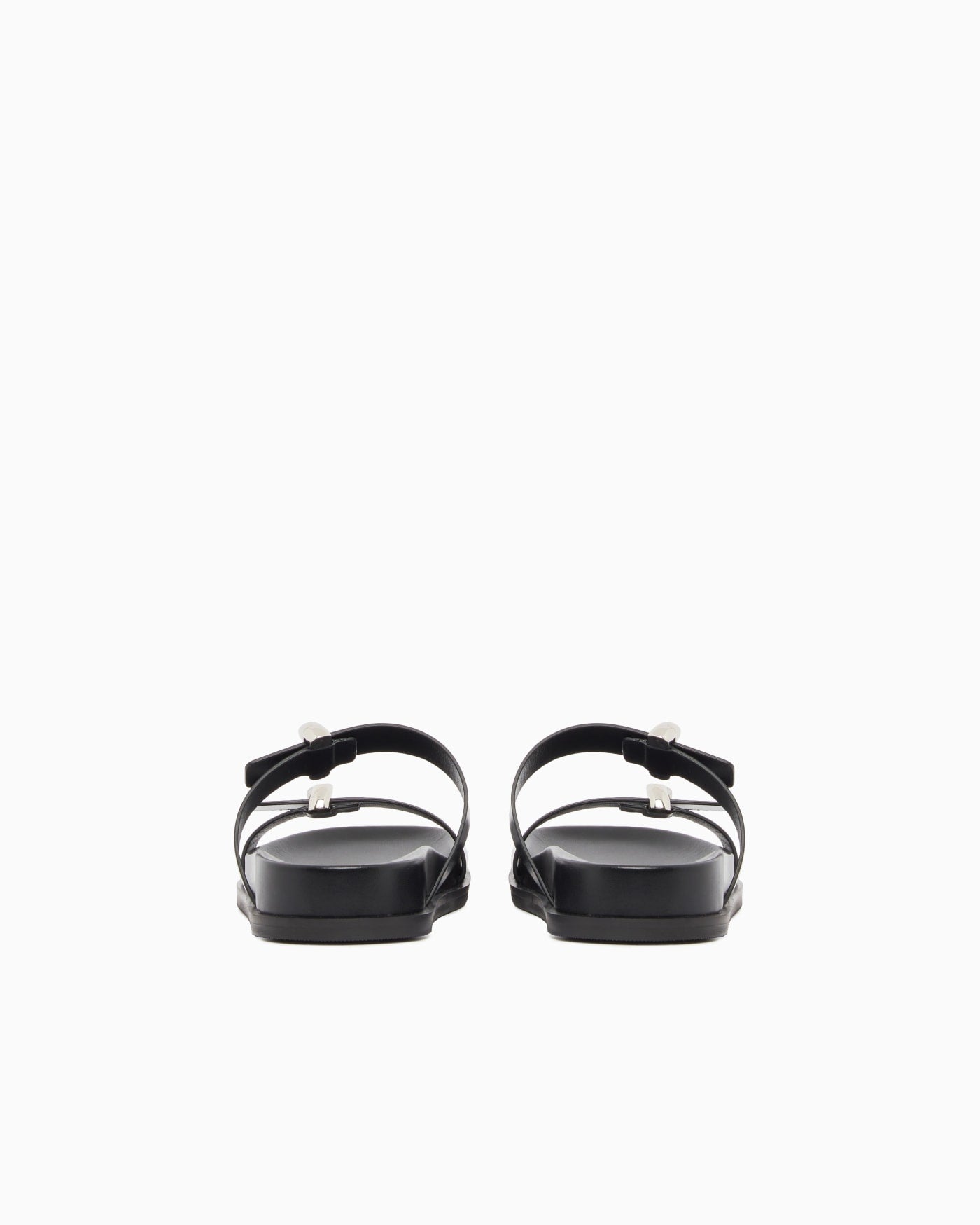 Shiny polished leather sandals