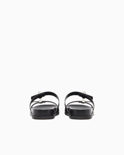 Shiny polished leather sandals