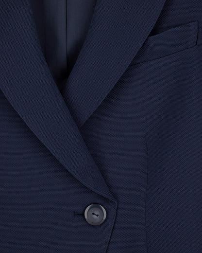 Tailored single-breasted blazer with notched lapels