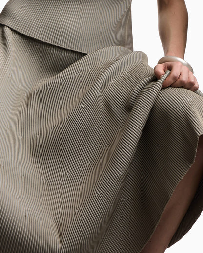 Long, ribbed-effect skirt